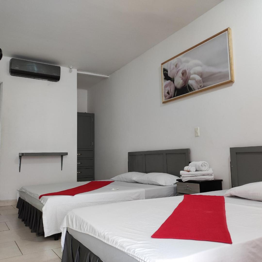 Hotel Gueicer Cúcuta Extérieur photo